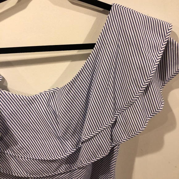 WHBM Women’s One-shoulder Striped Blouse Size 14 - Picture 4 of 8